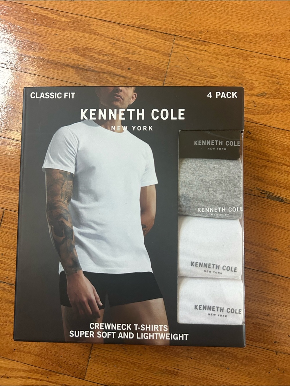 Kenneth Cole Men's super soft and lightweight Crewneck T-Shirt 4-Pack size L